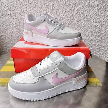 Women's Sneakers and athletic shoes: 38 — 4