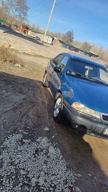 Daewoo: Daewoo Nexia: 1.5 л, Механика, Бензин