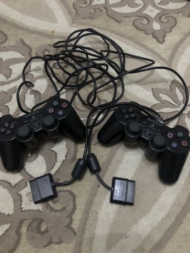 PS2 & PS1 (Sony PlayStation 2 & 1): Соединителя для телевизора нету,диска и флешки нету