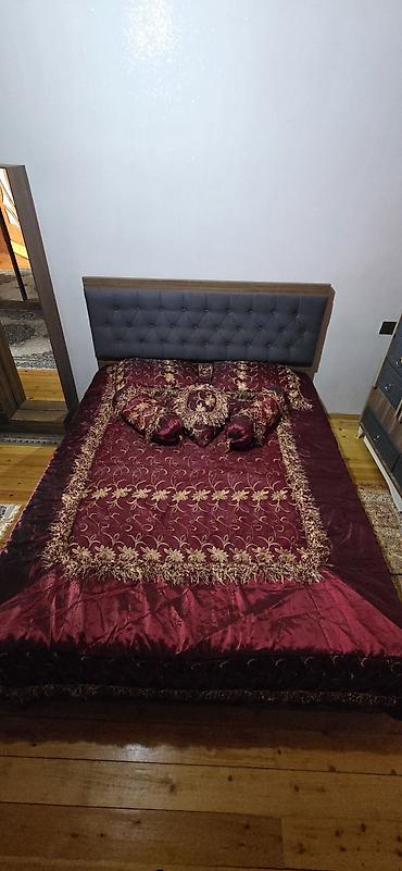 Текстиль: Для кровати Новый С бисером цвет - Красный Покрывало, Самовывоз — 1