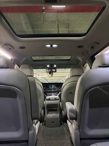 Kia: Kia Carnival: 2018 г., 2.2 л, Автомат, Дизель, Минивэн — 10