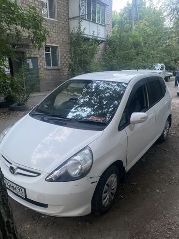 автомат машина арзан: Honda Fit: 2004 г., 1.3 л, Автоматтык, Бензин, Хетчбек