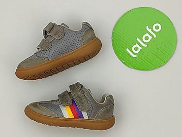 kurtka pull bear: Buciki niemowlęce, Clarks, 18, stan - Bardzo dobry — 3