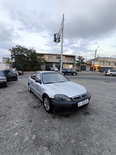 Honda: Honda Civic: 1999 г., 1.6 л, Автомат, Бензин, Седан