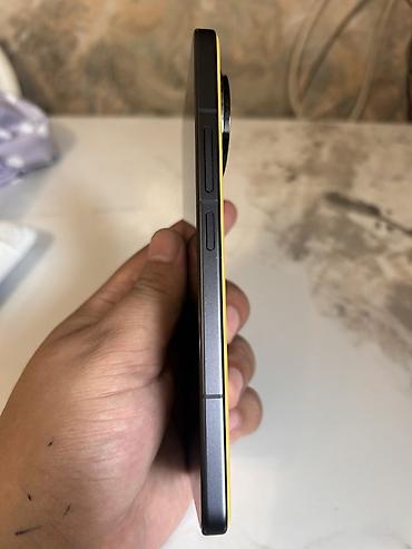 Техника и электроника: Poco F7 Ultra, Б/у, 512 ГБ, цвет - Желтый, 2 SIM — 4