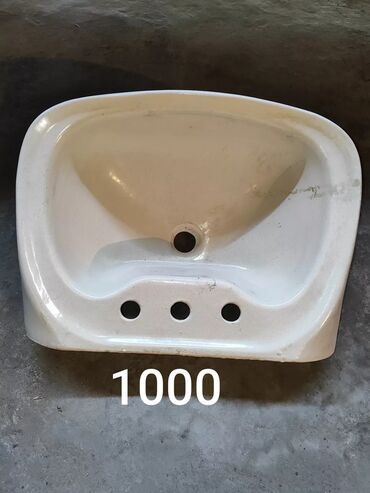 Кухонные шкафы: Шкаф-сервант, разная мебель б/у. Район ориентир пр.Чуй- ул.Разина не at lalafo.kg — 21 Кухонные шкафы: Шкаф-сервант, разная мебель б/у. Район ориентир пр.Чуй- ул.Разина не — 21