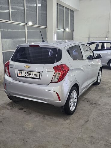 Chevrolet: Chevrolet Spark: 2019 г., 0.1 л, Автомат, Бензин, Хэтчбэк — 4