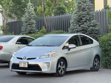 Toyota: Toyota Prius: 2014 г., 1.8 л, Вариатор, Гибрид, Хэтчбэк