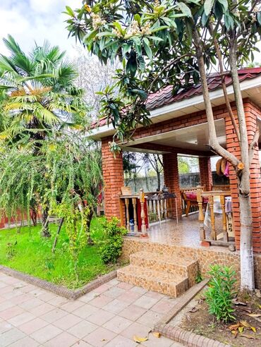 Bağ evlərinin kirayəsi: 100 kv. m, 3 otaqlı — 2