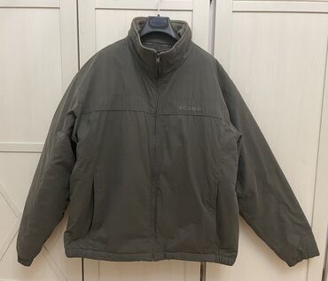 продам мужскую зимнюю куртку: Куртка XL (EU 42), цвет - Серый