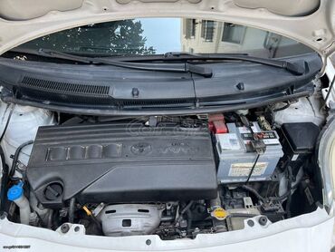 Toyota: Toyota Yaris: 1.3 l. | 2010 έ. Χάτσμπακ — 11