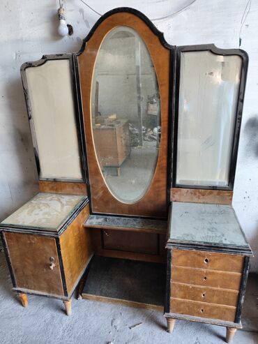 Спальные гарнитуры: Спальный гарнитур, Б/у, Двуспальная кровать, Шкаф, Комод, Дерево, Самовывоз at lalafo.kg — 11 Спальные гарнитуры: Спальный гарнитур, Б/у, Двуспальная кровать, Шкаф, Комод, Дерево, Самовывоз — 11