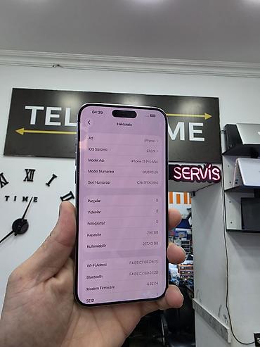 iphone xe: IPhone 15 Pro Max, 256 GB, Natural Titanium, Zəmanət, Simsiz şarj, Face ID — 3