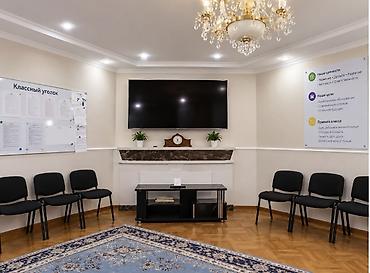 продаю дом бишкек кызыл аскер: 🏡 Продается двухэтажный дом с готовым бизнесом! 📍Адрес: Физкультурный — 3