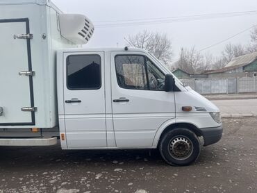 Аренда рефрижератора: Изотермический мерседес 416 сди 2.7 двигателем в идеальном сомтайания — 6