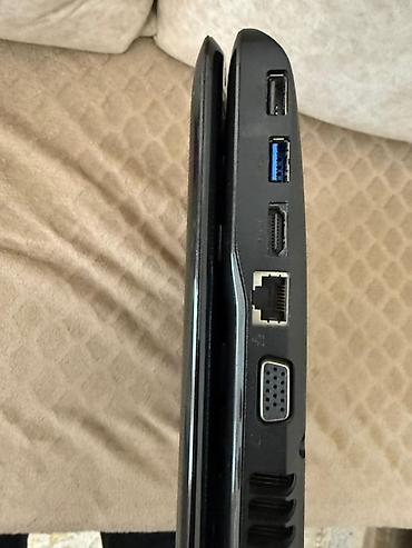 Toshiba: Toshiba noutbuk - Prosessor: Intel Core i7-2670QM, 2.20 GHz (4 nüvə — 1