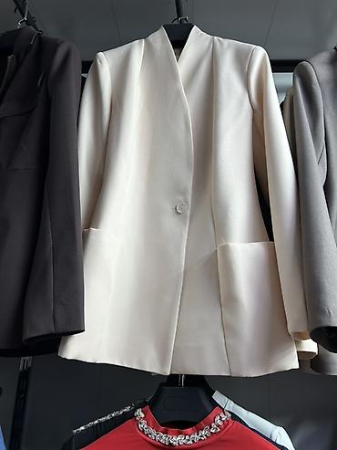 Пиджаки, жакеты: Оптом и в розницу✨ Женская верхняя одежда и пиджаки - Утеплённая — 4