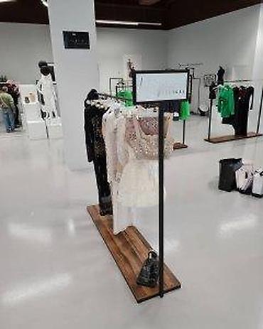 Ostali nameštaj: ŠTENDERI MODEL GALERIJA 2 | Kontakt telefon 06******** Viber — 6