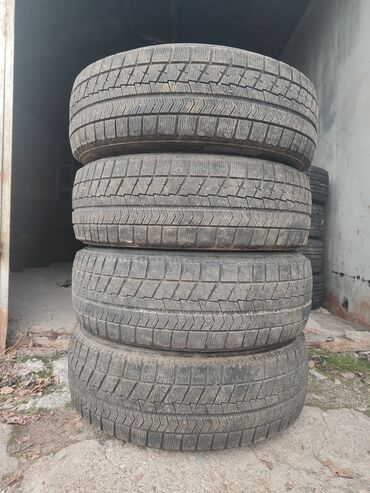 Шины: Шины 205 / 65 / R 16, Зима, Б/у, Комплект, Легковые, Япония, Bridgestone