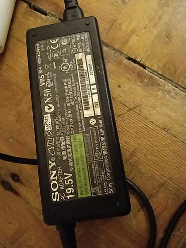sony xplod: Sony VAIO noutbuk Xüsusiyyətlər: - Ekran: təxminən 14–15 düym, VAIO — 4