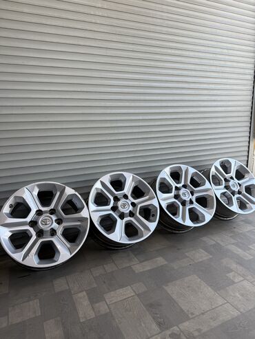 tayota runx: Куйма Дисктер R 17 Toyota, Комплект, тешиктери - 6, Колдонулган