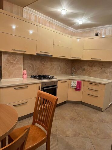 Köhnə tikili: Bakı, 4 otaqlı, Köhnə tikili, m. Həzi Aslanov, 100 kv. m — 13