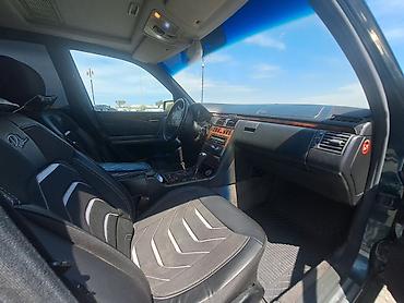 e 250 cdi: Mercedes-Benz E 240: 2.4 l | 1999 il Sedan — 5