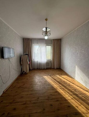 купить 2 комнатную квартиру в бишкеке 105 серии: 1 комната, 34 м², 105 серия, 8 этаж