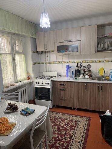 Продажа квартир: 2 комнаты, 42 м², Хрущевка, 3 этаж