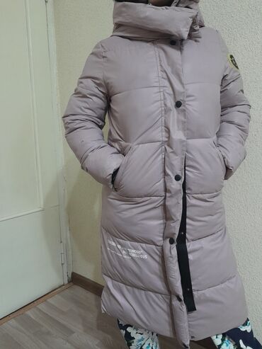 uniqlo куртки женские: Пуховик, Длинная модель