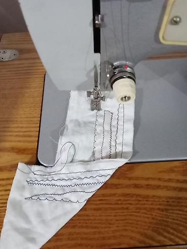 maşin manitoru: Tikiş maşını Chayka, İşlənmiş,Elektromexaniki, 2 saplı Ünvandan götürmə — 1