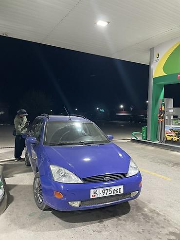 passat variant: Ford Focus: 2000 г., 1.6 л, Механика, Газ, Универсал — 2