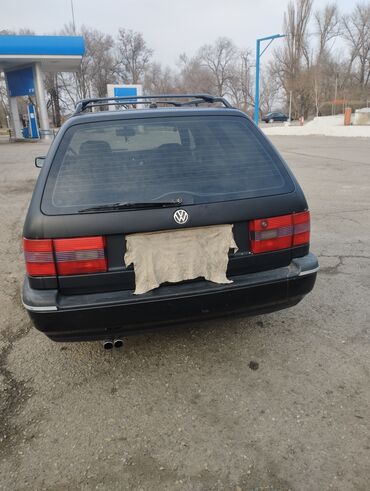 Volkswagen: Volkswagen Passat: 1994 г., 1.8 л, Механика, Бензин, Универсал — 7