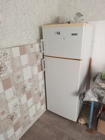 встроенная бытовая техника для кухни: Комплект бытовой техники для дома: 1) Холодильник двухкамерный