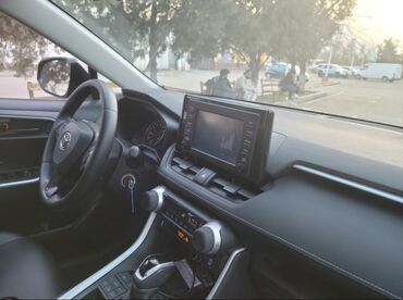 Toyota: Toyota RAV4: 2019 г., 2.5 л, Автомат, Бензин, Внедорожник — 5