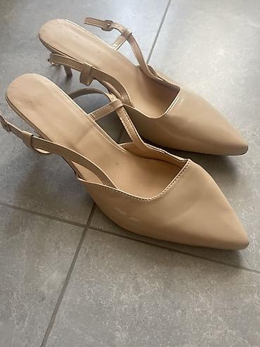 Туфли: Бежевые женские мюли-лодочки на невысоком каблуке (kitten heel). - — 2