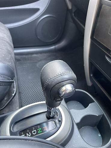 чехлы накидки: Toyota Ist: 2002 г., 1.5 л, Автомат, Бензин, Хэтчбэк — 9