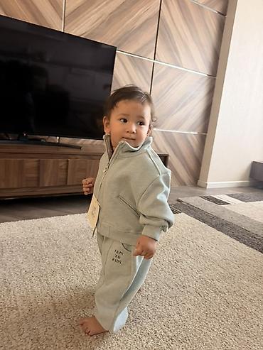 Детский спортивный костюм FAM XO KIDS - Комплект: толстовка на молнии