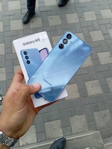 телефон fly iq4416 era life 5: Samsung Galaxy A15, 128 ГБ, цвет - Серый, Кнопочный, Отпечаток пальца, Две SIM карты