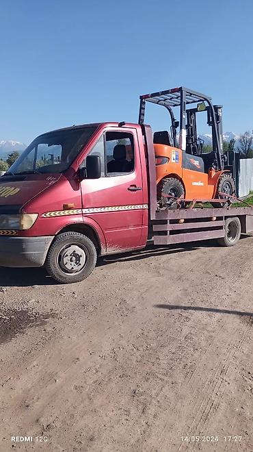 tow truck: С ломаной платформой, С частичной погрузкой — 8