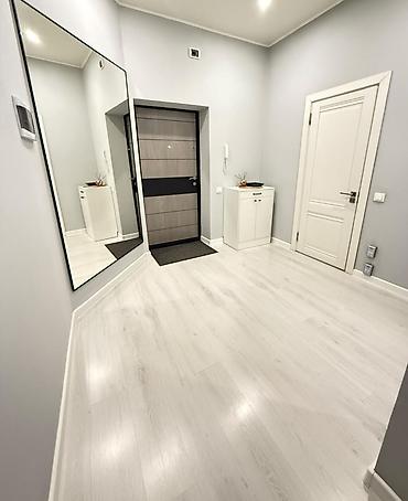 2 комнаты, 54 м², 12 мкр Элитка, 2 этаж, Евроремонт at lalafo.kg 2 комнаты, 54 м², 12 мкр Элитка, 2 этаж, Евроремонт