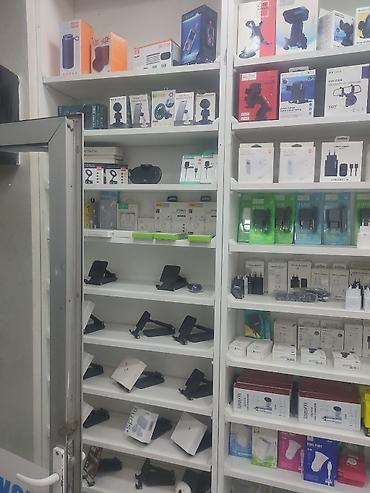 Salam her kes ucun xeyr li olsun 1.parfum vitrini -150 m 2.bujuterya lalafo.az -da — 2 Salam her kes ucun xeyr li olsun 1.parfum vitrini -150 m 2.bujuterya — 2