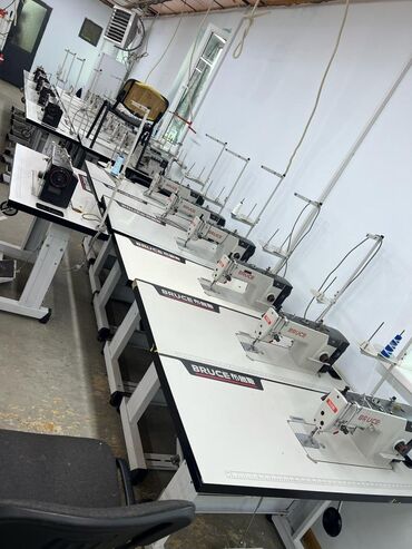 продажа швейных машин: Швейная машина