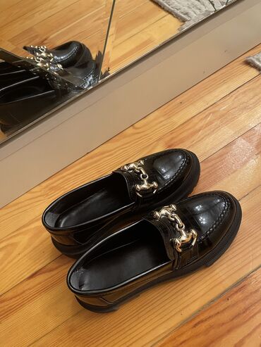 Женская обувь: Туфли, Размер: 36, цвет - Черный, Новый
