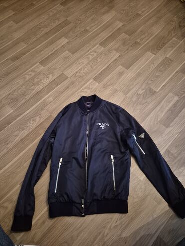 Toyota: Prada kişi bomber gödəkçə - Rəng: tünd göy/qara ton - Model: klassik