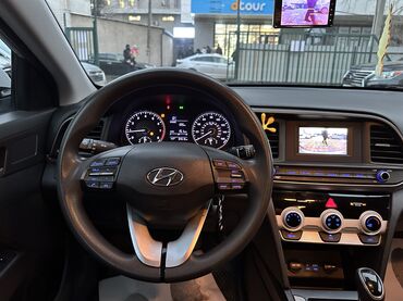Hyundai: Hyundai Elantra: 2018 г., 2 л, Автомат, Бензин, Седан — 9
