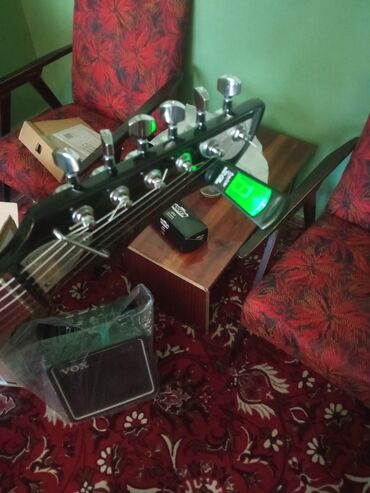 nagara qiymetleri: Klassik gitara, İşlənmiş, Ünvandan götürmə