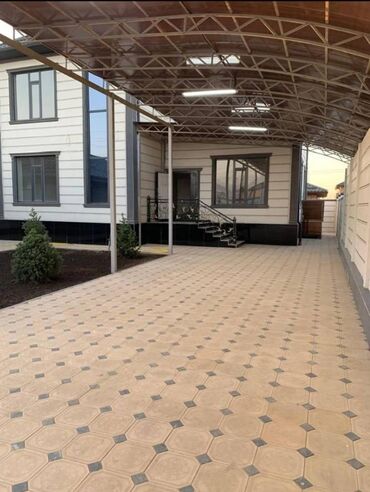продаю дом село гавриловка сокулук район: Дом, 290 м², 5 комнат, Агентство недвижимости, ПСО (под самоотделку)