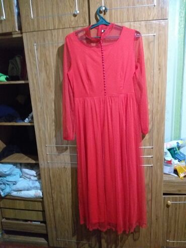 платье красное: Вечернее платье, Длинная модель, XL (EU 42)