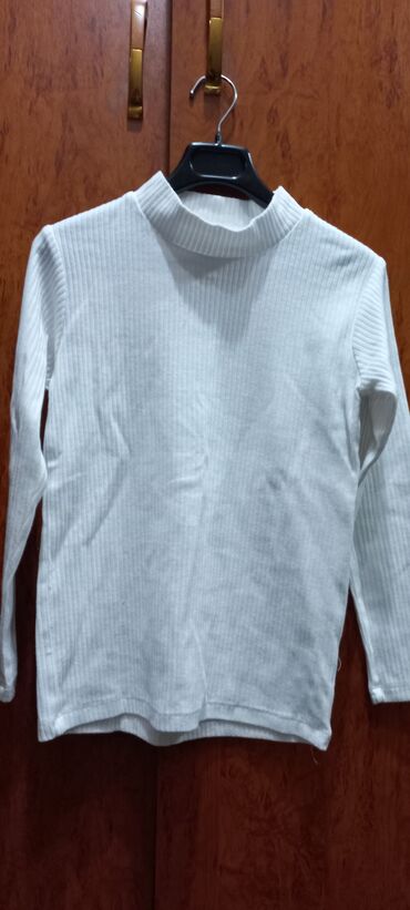 Другие товары для детей: Вещи на девочку 10-11 лет. Кофточки, джинсики и юбочки все по 100 сом — 3